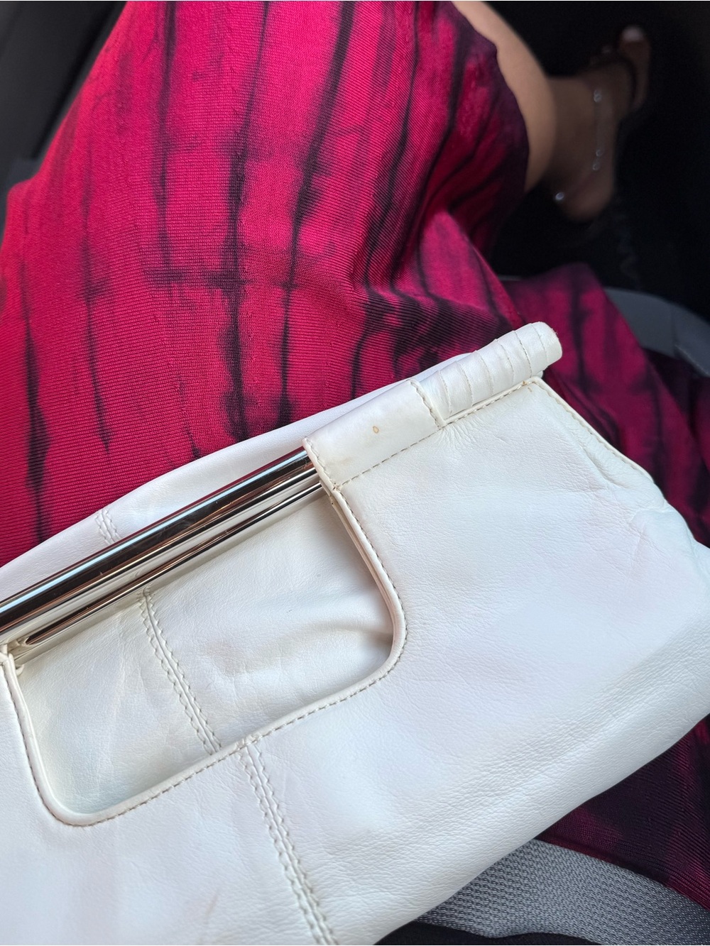 Vintage Adrienne Vittadini White Leather Top Bar Fold-over Women's Bag/Clutch